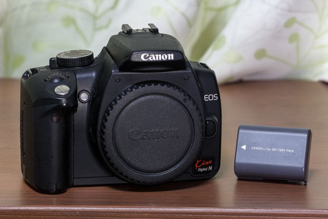 Canon EOS Kiss Digital N 一眼レフカメラ 純正バッテリー