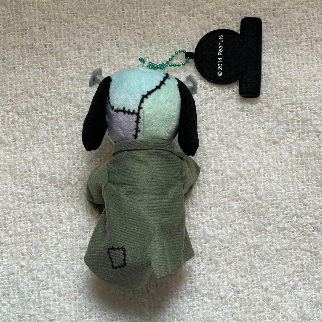 スヌーピー　フランケンシュタイン　USJ ホラーナイト