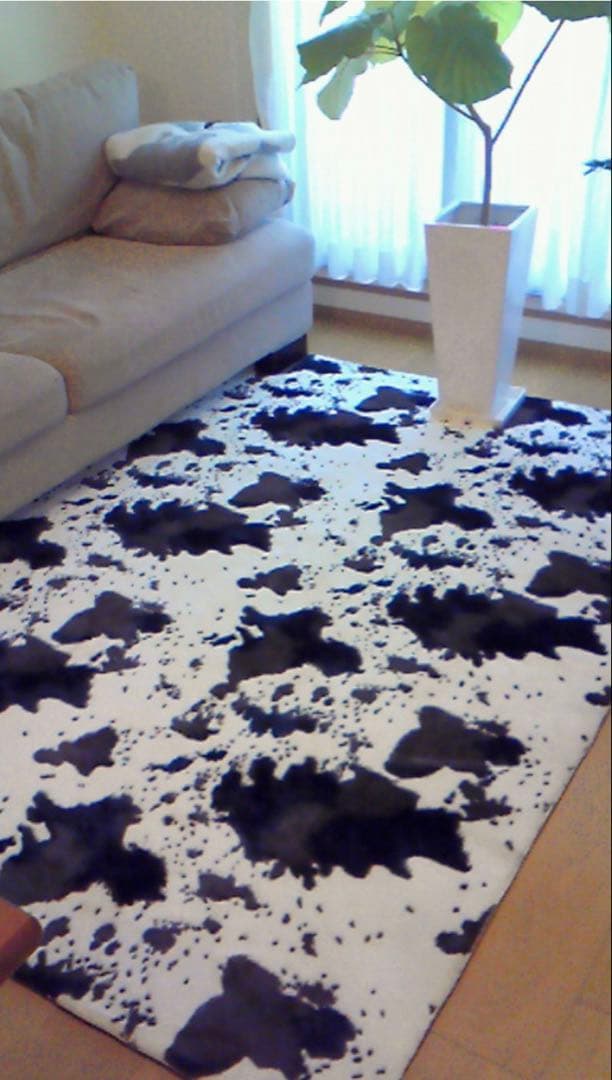 m*i様 【美品】Francfranc フランフラン カーフ ラグ 牛柄 200