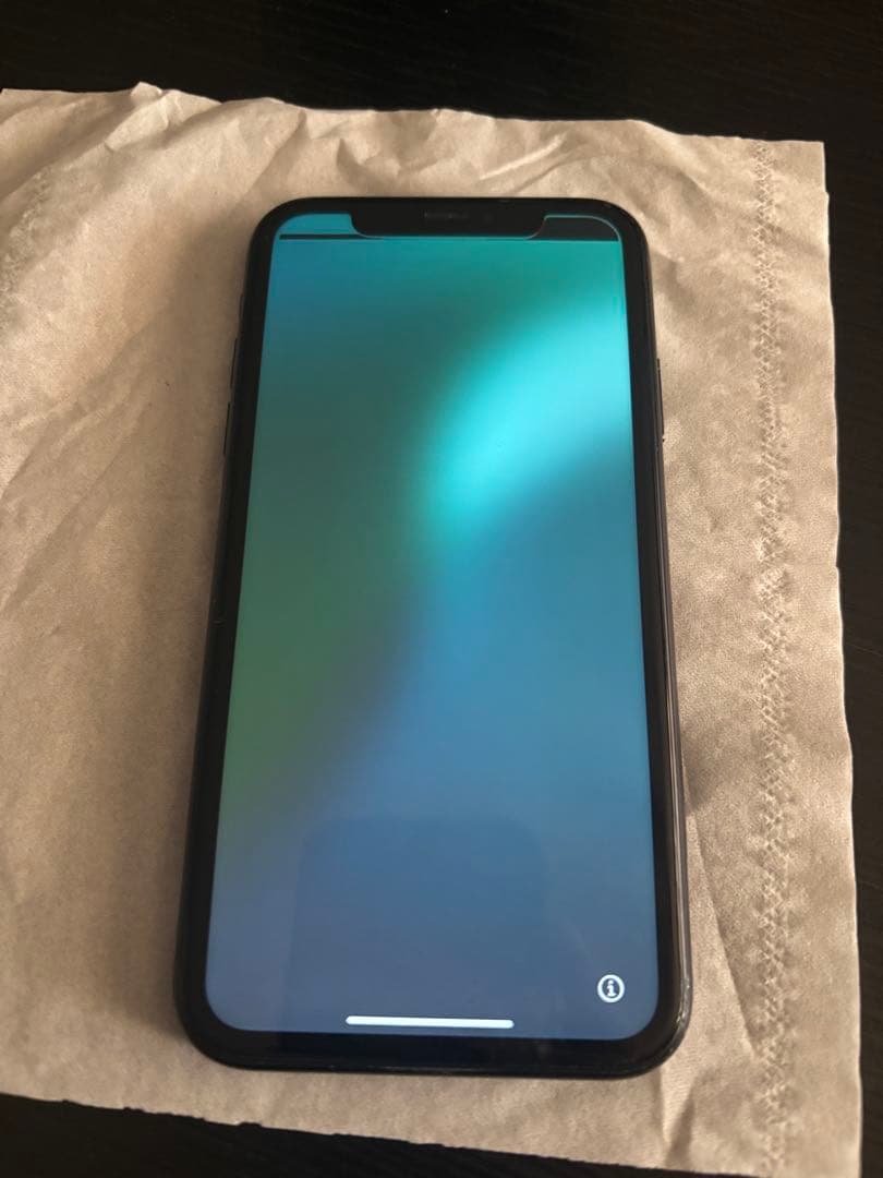 Apple iPhone XR ブラック(64GB)