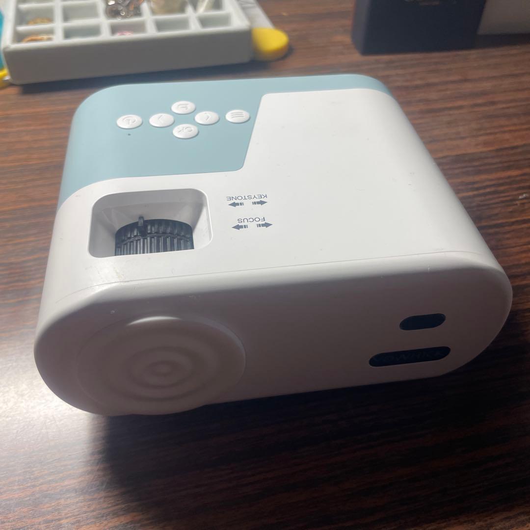 プロジェクター本体 ホワイト/ブルー