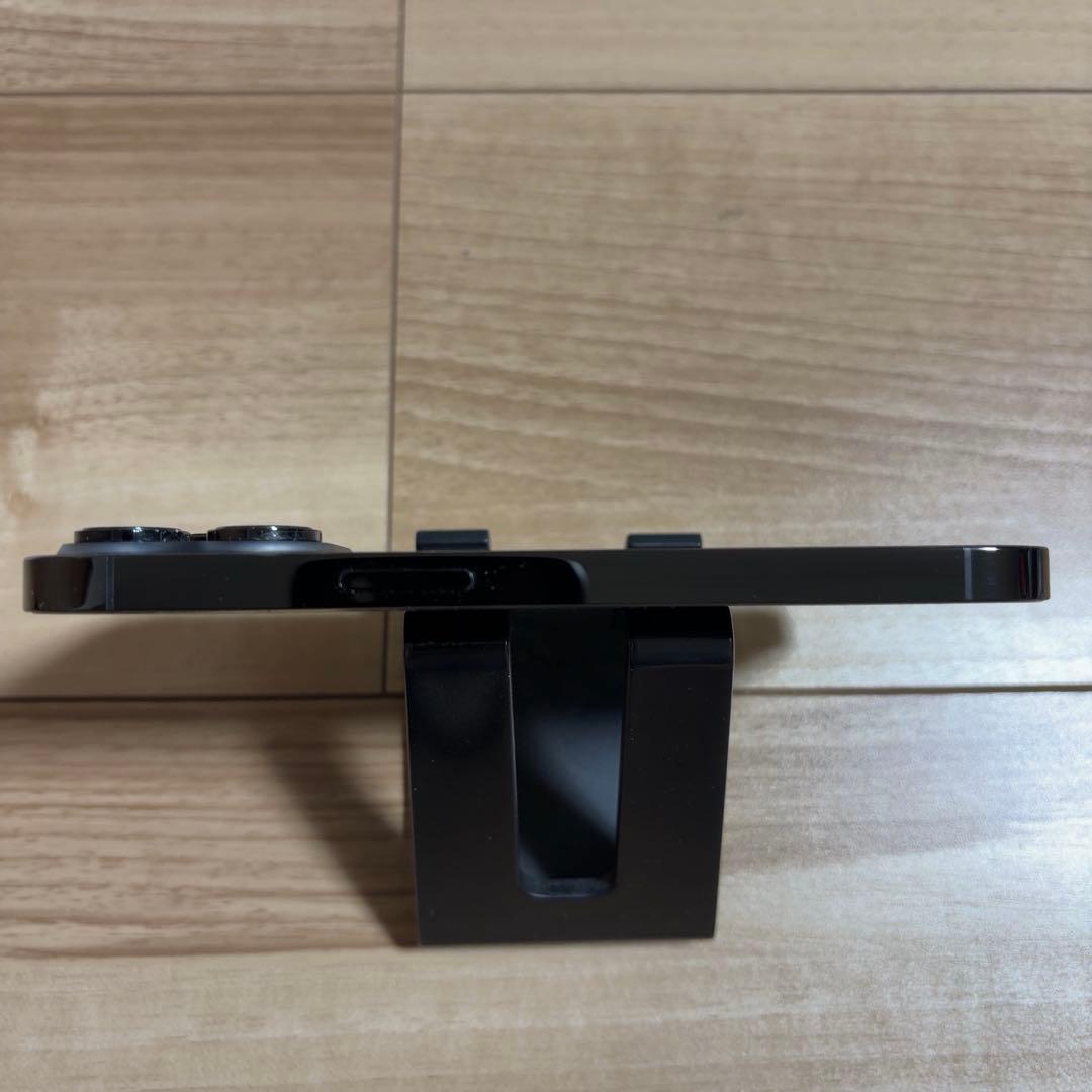 美品 おまけ多数 iPhone14 Pro 256GB スペースブラック