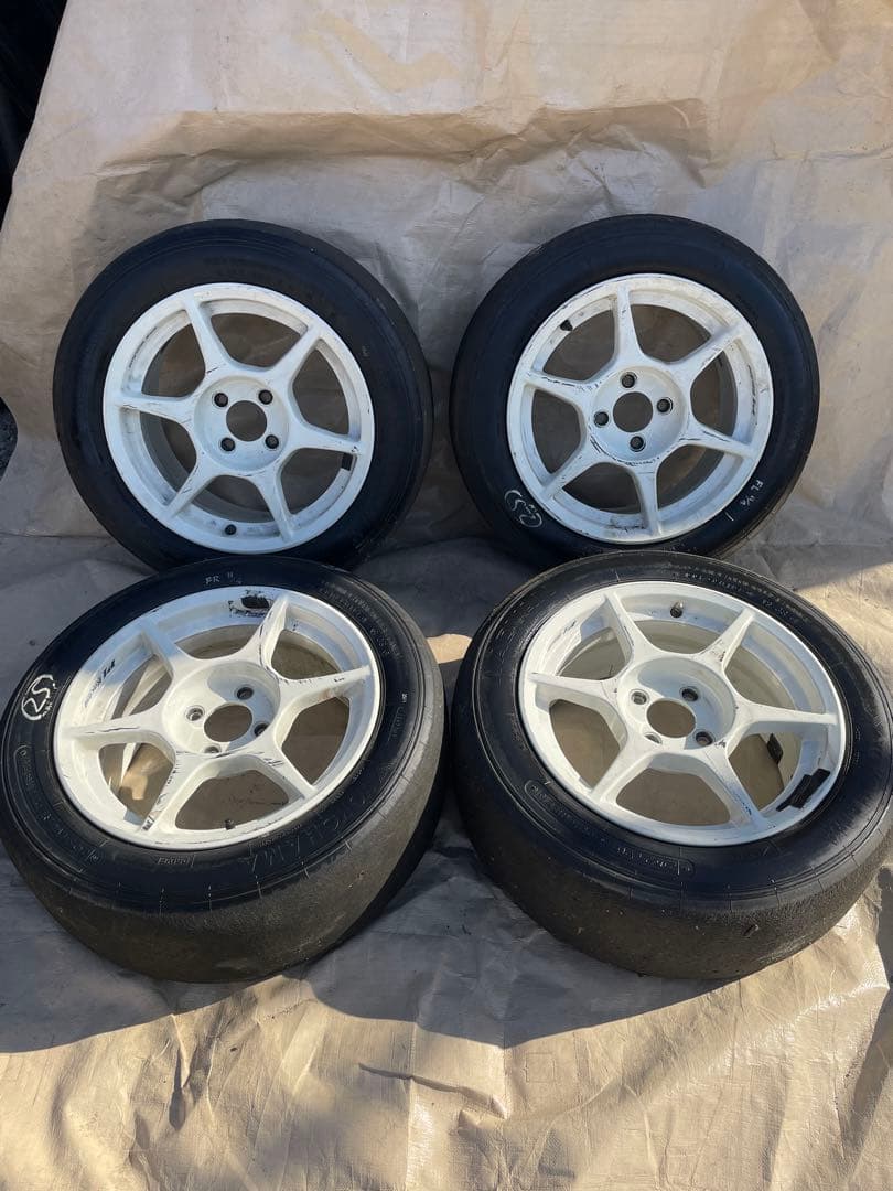 ホイール＋タイヤ 4本セット（サーキット・競技用）