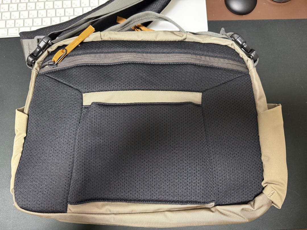 バッグ MYSTERY RANCH DISTRICT PRO Stone