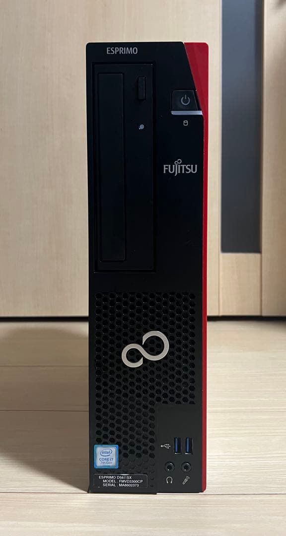 Windowsデスクトップ ESPRIMO D587/SX Win10/i7 7700