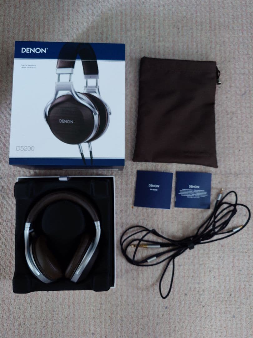 DENONデノン AH-D5200 ハイレゾ音源対応ヘッドホン ウッド 送料無料