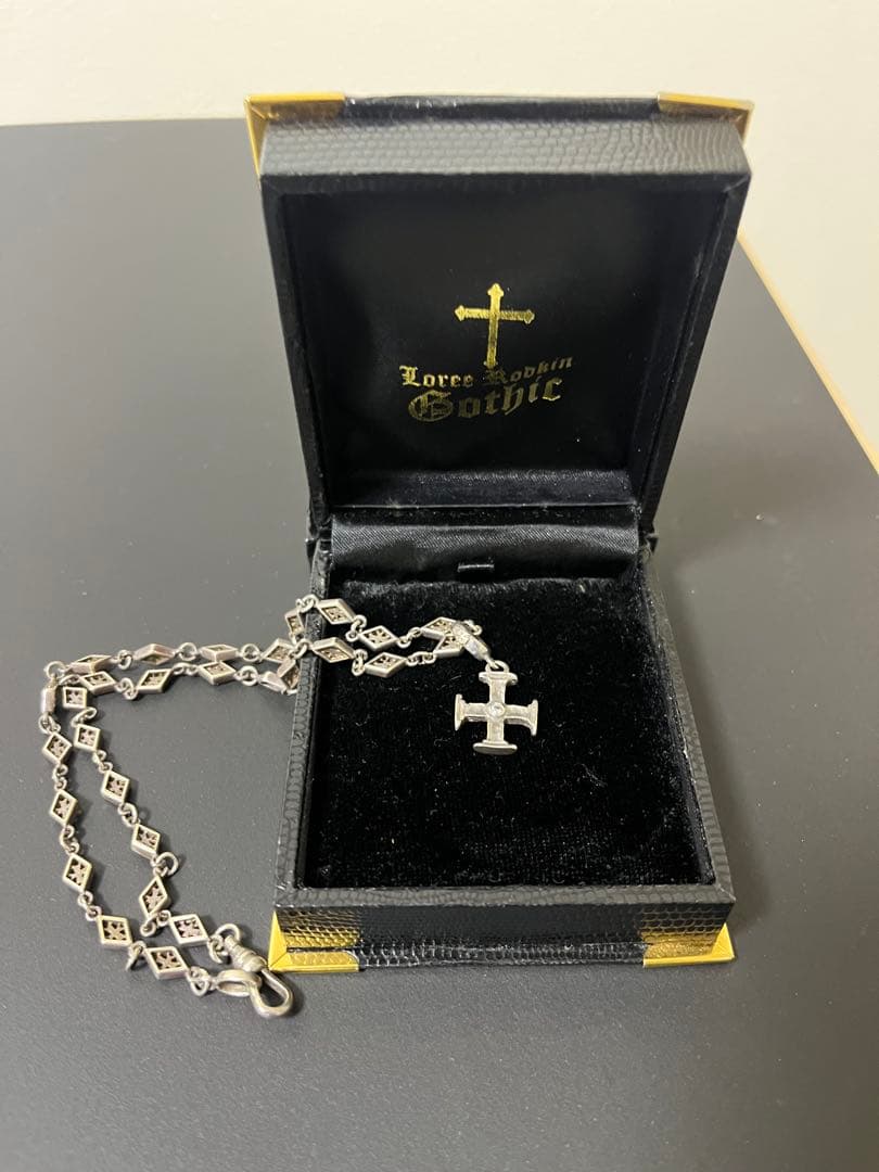 値下げローリーロドキンゴシックGothic シルバー クロスネックレス