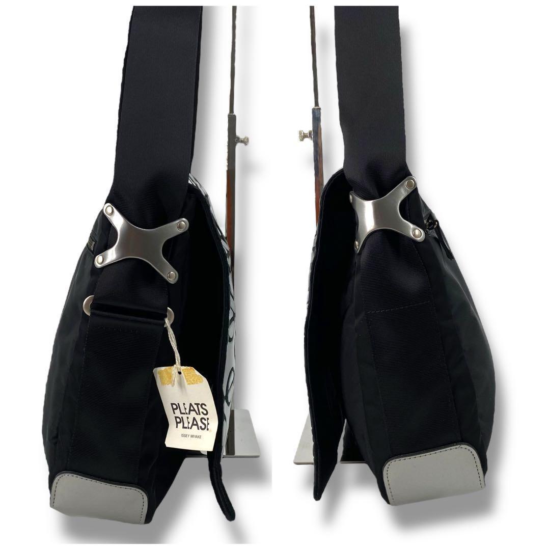 未使用品 PLEATS PLEASE ISSEY MIYAKE ショルダーバッグ