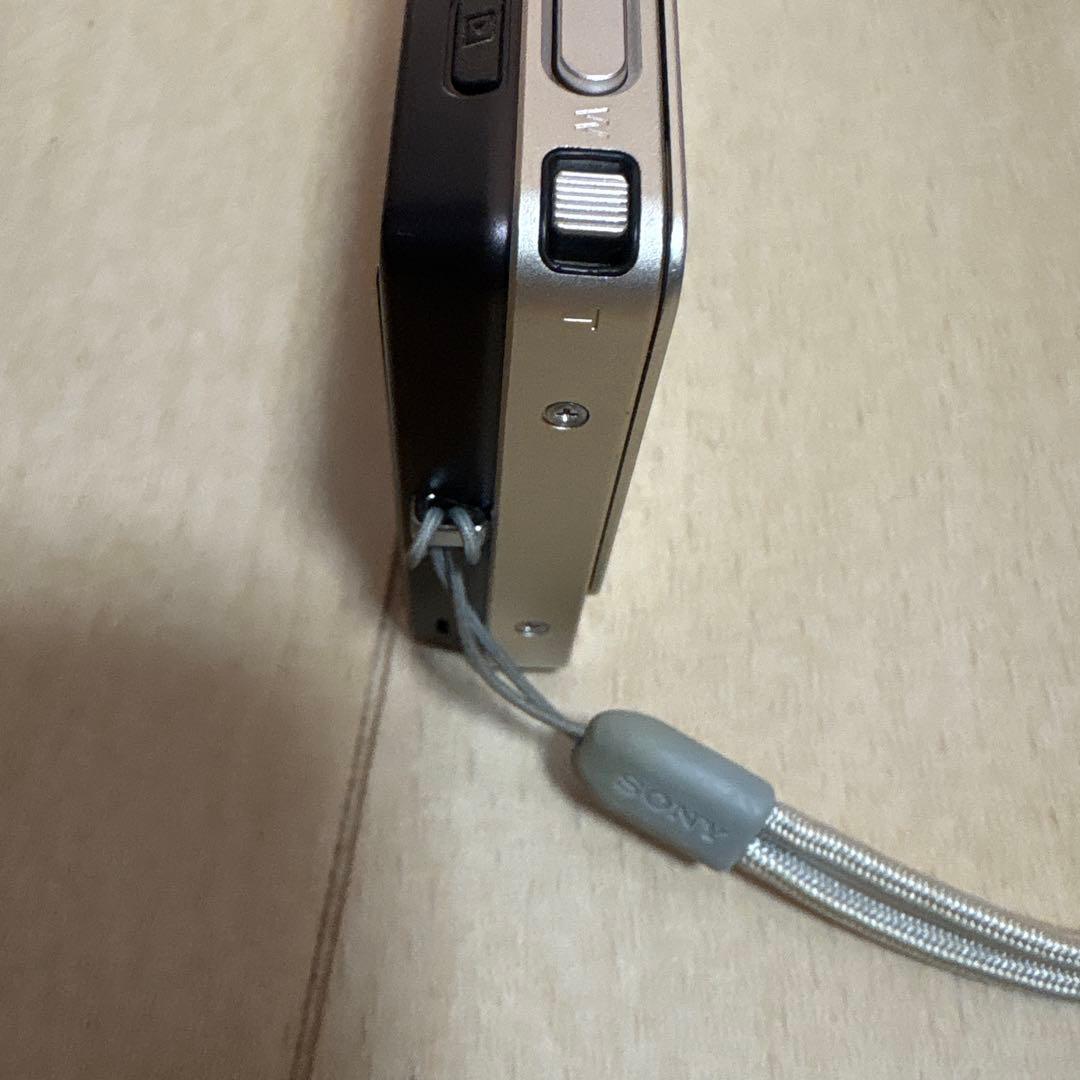 【美品】Sony Cyber-shot デジタルカメラ DSC-T700