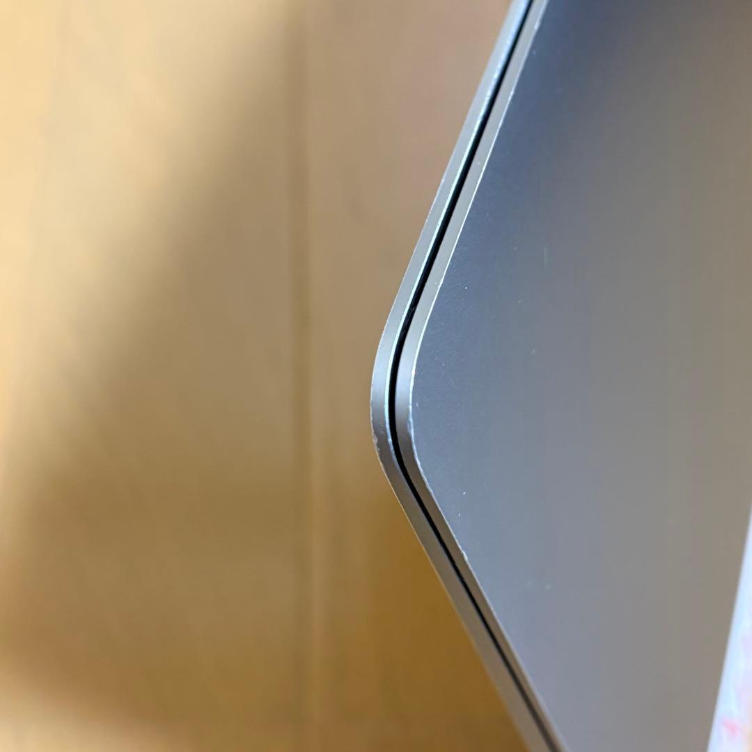 Apple MacBook Air 2018/メモリ16/256/スペースグレイ