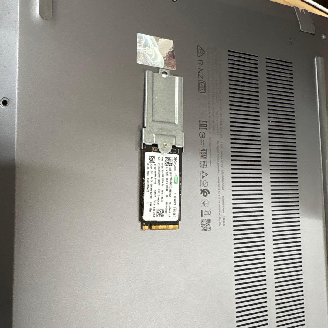 Lenovo ThinkBook 14シルバー G6 ABP