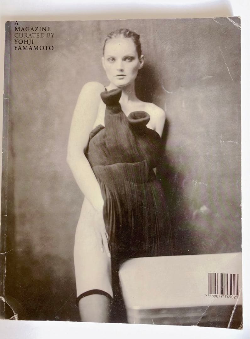 A Magazine Curated By Yohji Yamamoto ー希少