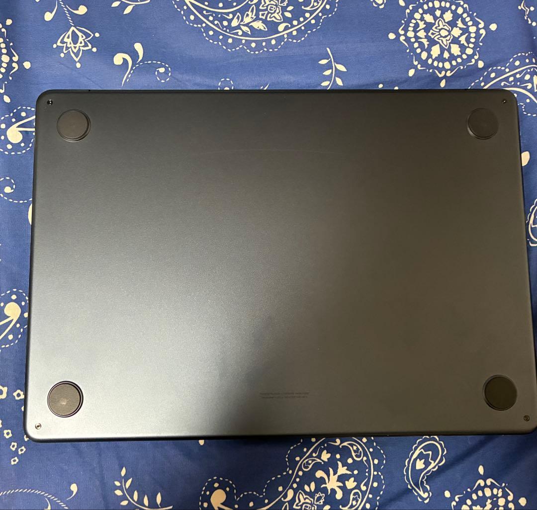 MacBookAir M2 13.6インチ2022充放電89回 バッテリー98%