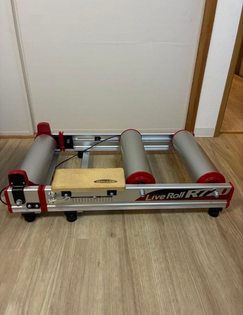MINOURA LiveRoll R720 3本ローラー サイクルトレーナー