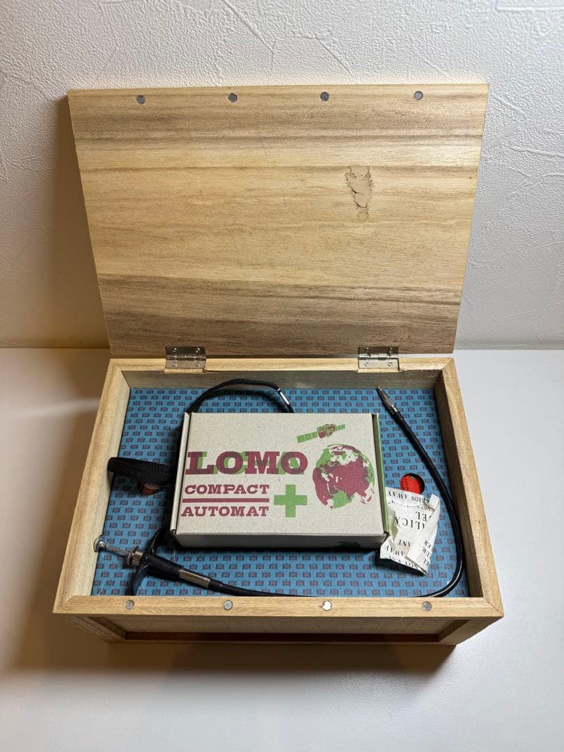 フィルムカメラ LOMO Compact Automat (LOMO LC-A)