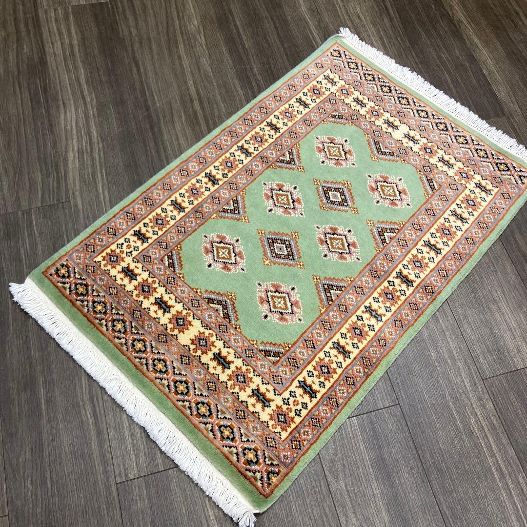 99x65cmパキスタン手織り絨毯ライトグリーンの色合い玄関マット