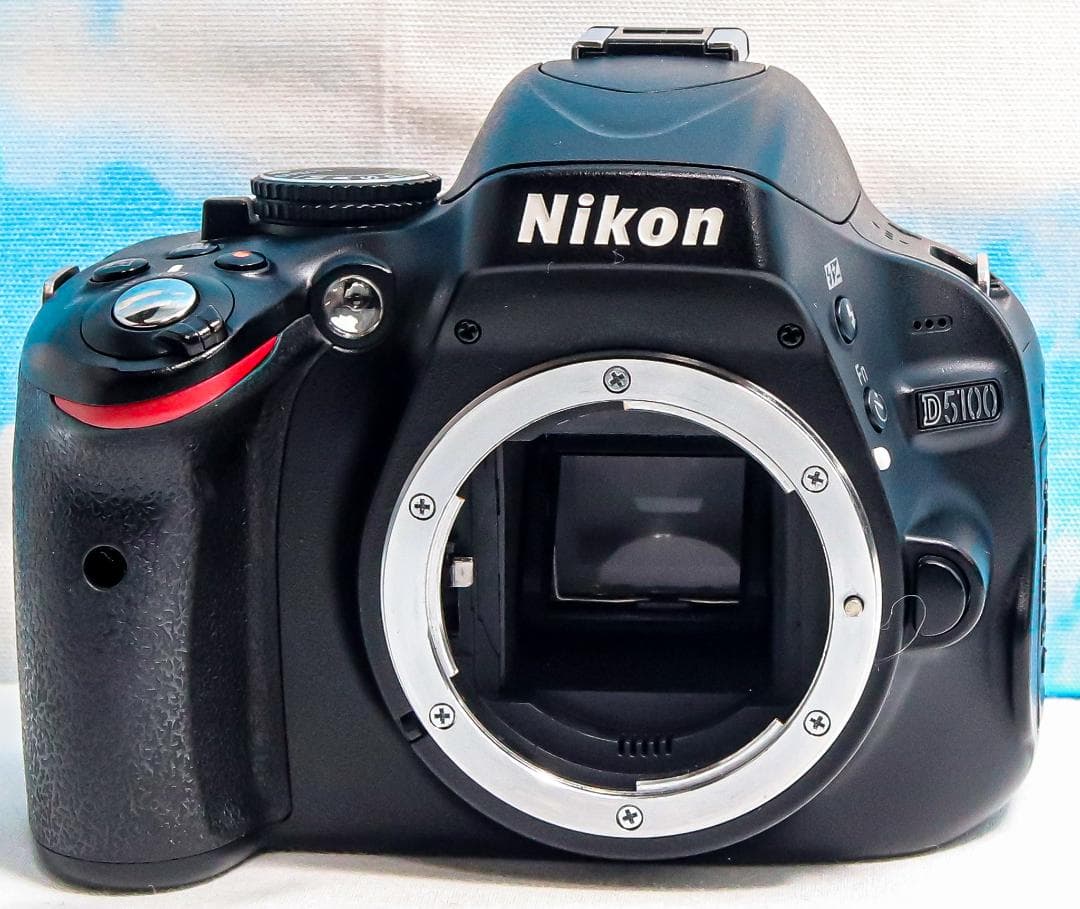 Nikon D5100⭐️スマホに転送♪⭐️届いてすぐ使える！⭐️ダブルレンズ