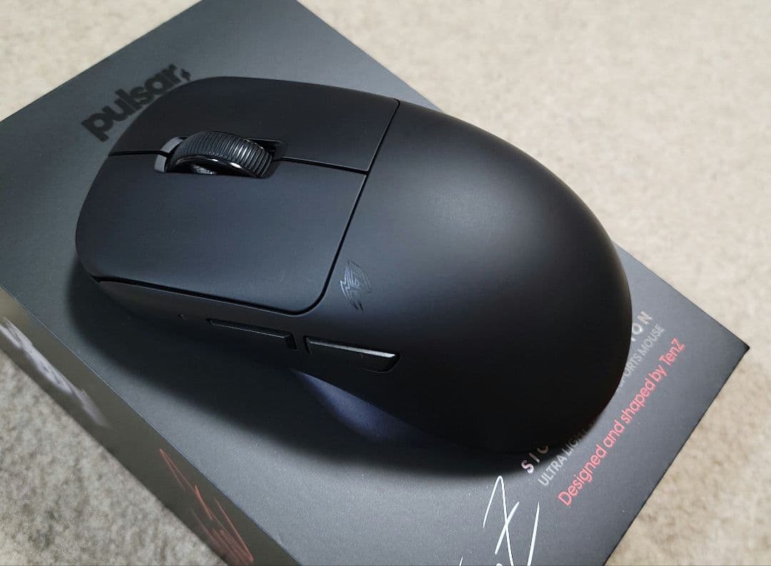 Pulsar TenZ Signature Edition ゲーミングマウス