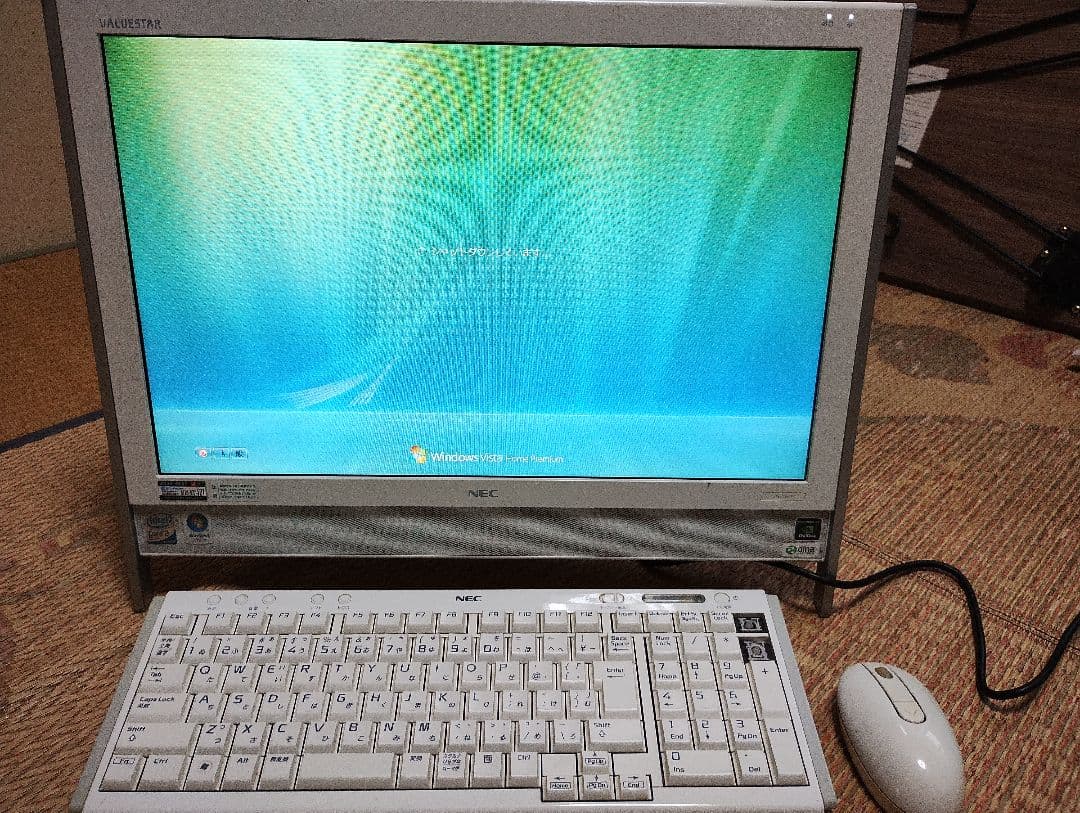 NEC PC-VN750RG6W デスクトップPC