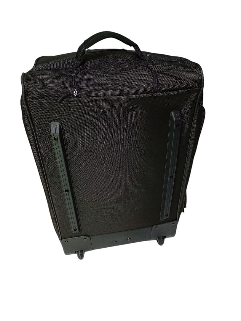 UNDER ARMOUR キャリー　バッグ アンダーアーマ 【セール！】