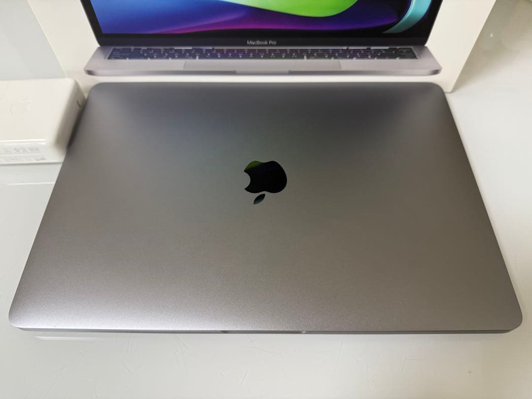 MacBook本体 MacBook Pro 2020 M1 MYD92J/A SSD512GB