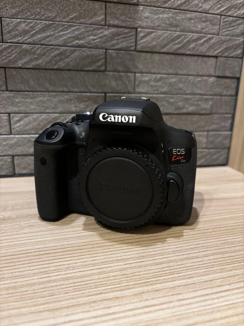 Canon EOS Kiss X8i キャノン デジタル一眼レフカメラ キット