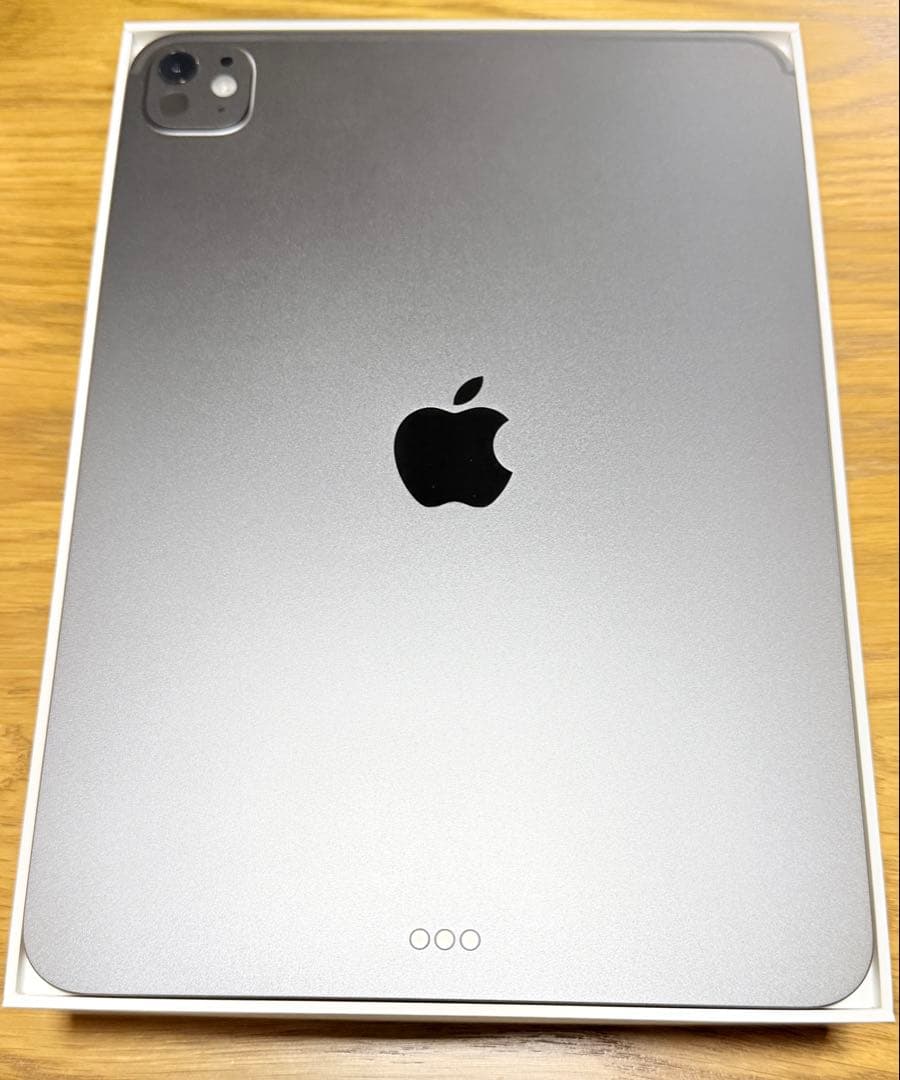 マイちゃん様　iPadPro 11インチ M5 スペースブラック　256GB