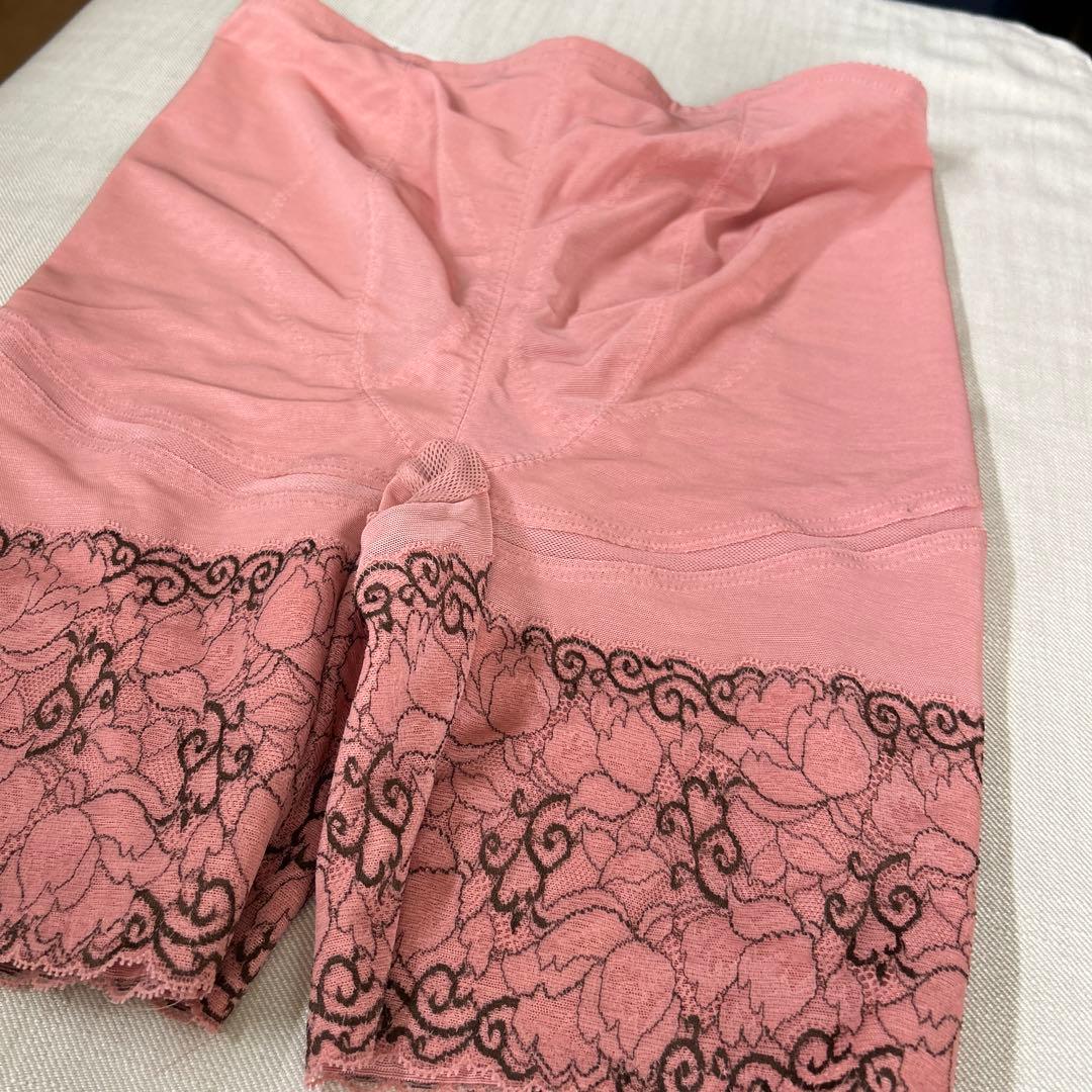 ダイアナ　ガードル✨アンミカコラボ✨アプリコットEQ3