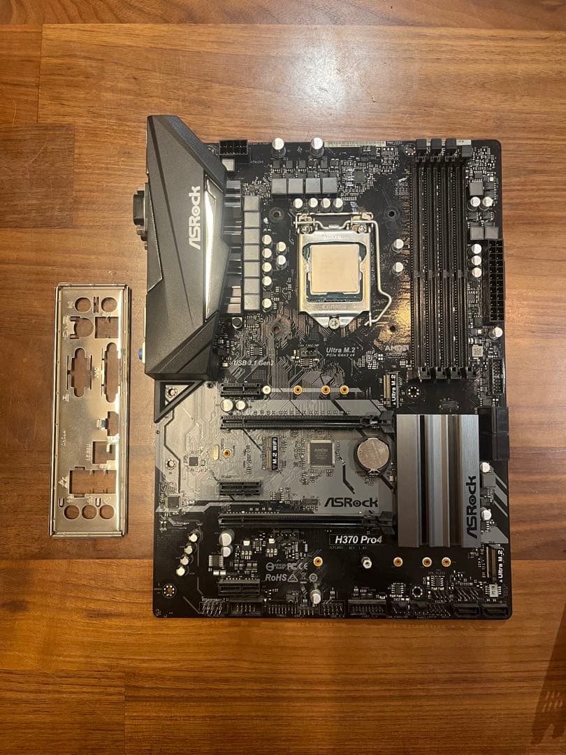 ASRock Z390 Pro4 マザーボード+Core i7 9700K