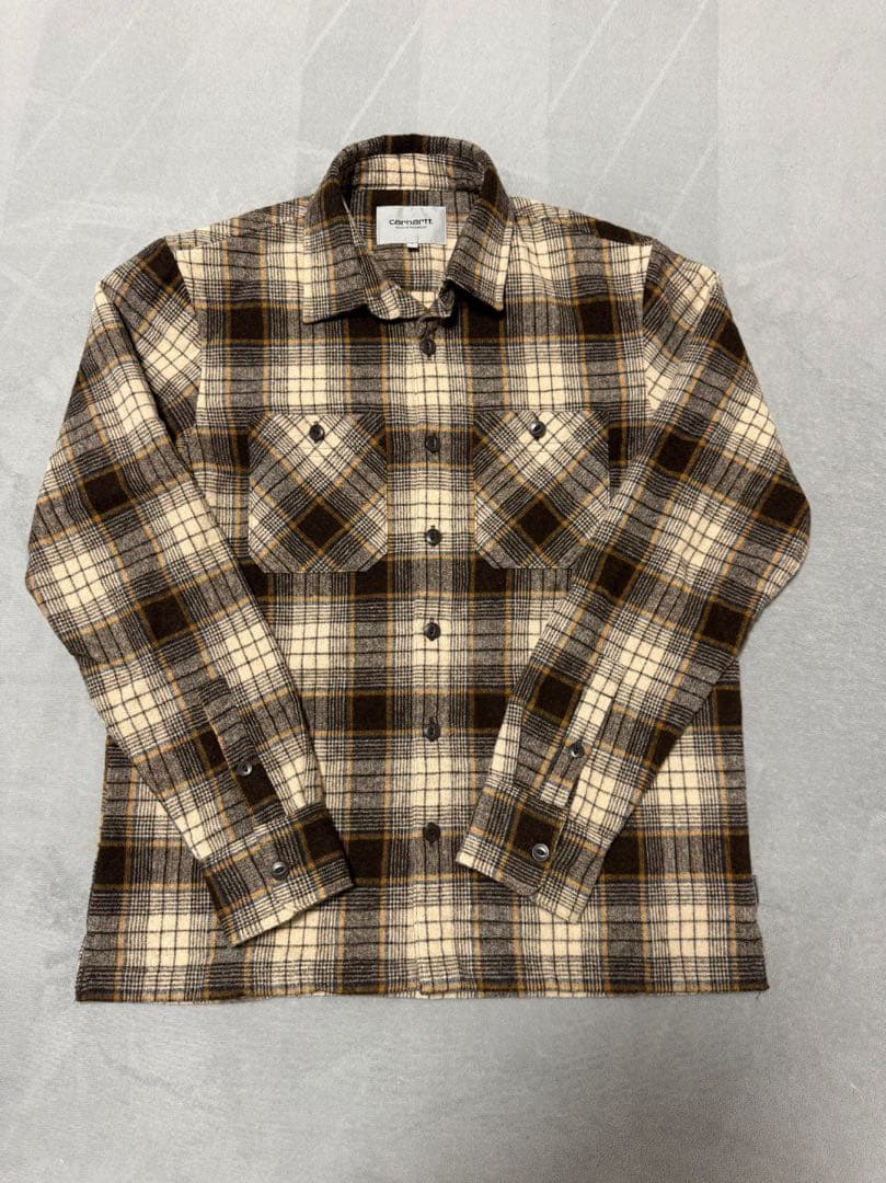 carhartt チェックシャツ　厚手ネルシャツ