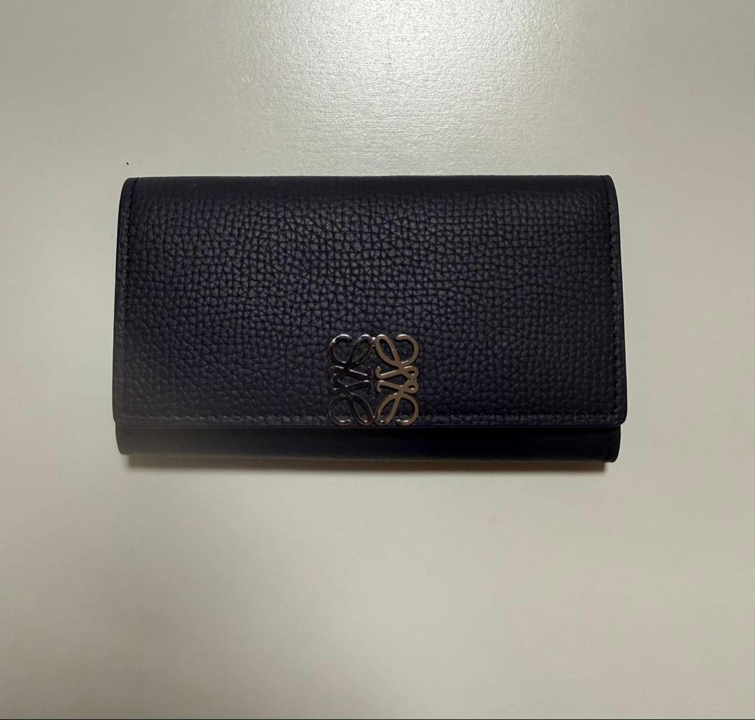 LOEWE ネイビー レザー キーケース