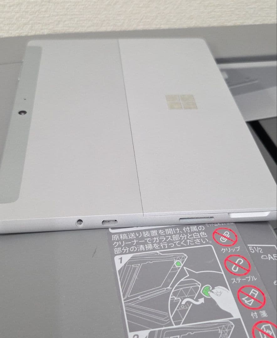 Surface Go2（4GB64GB）本体　windows 11対応モデル