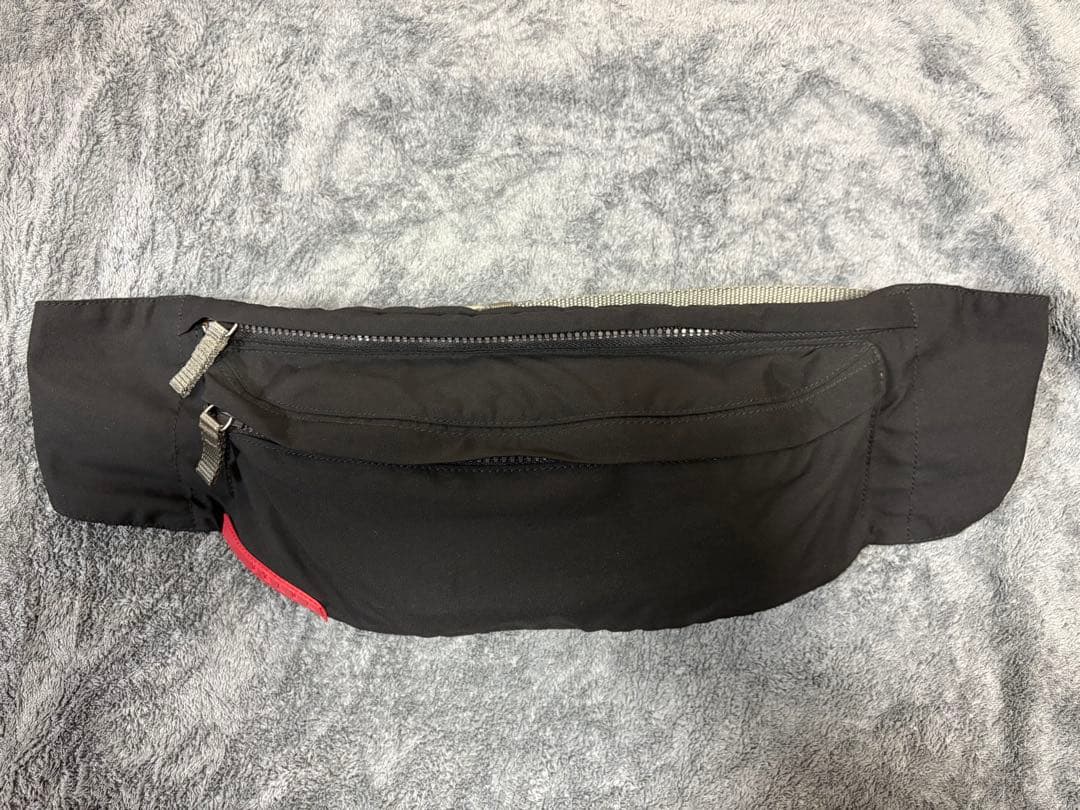 PRADAスポーツ　ボディバッグ　ウエストポーチ 4VA107 プラダ