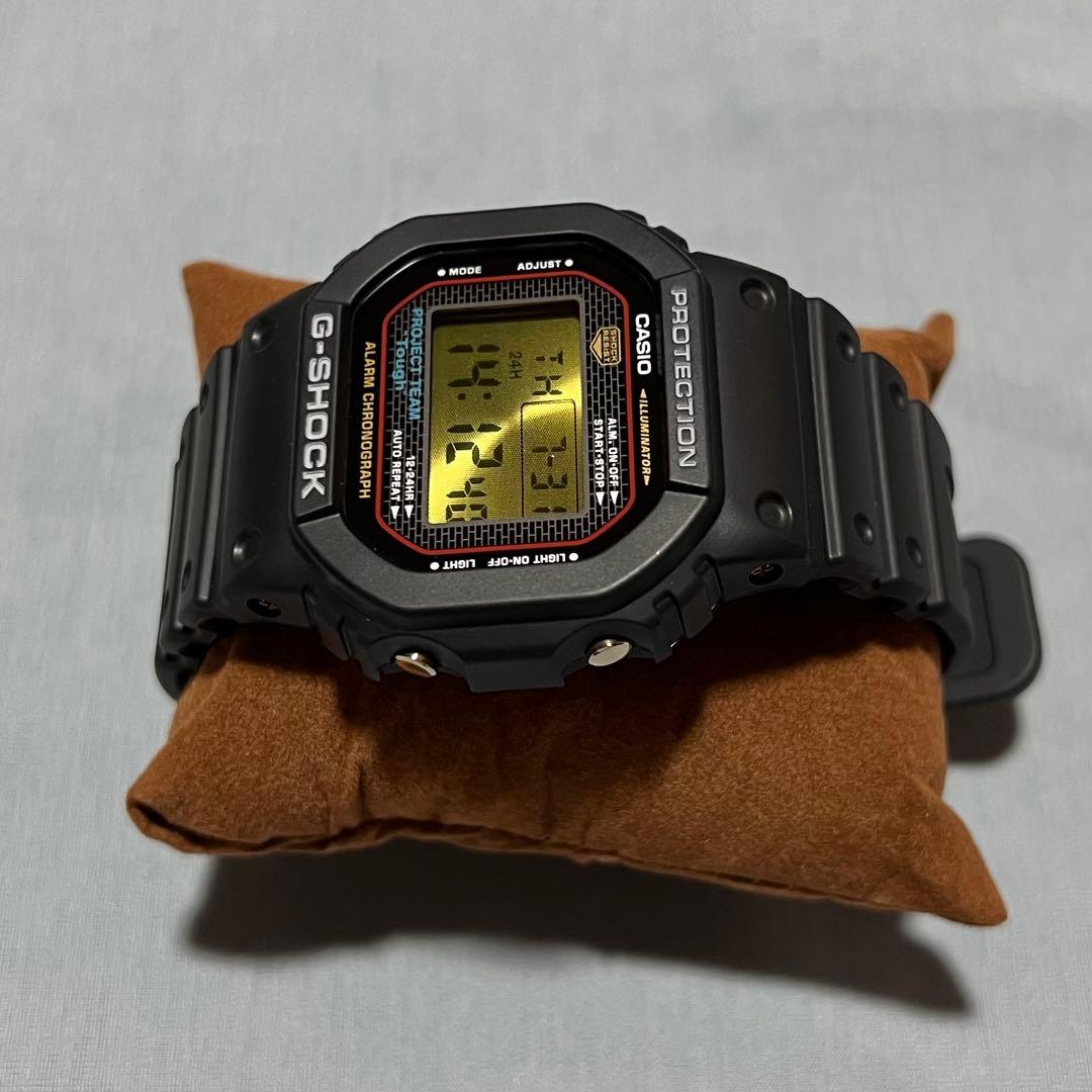 G-SHOCK DW-5040PG-1JR 40周年記念モデル