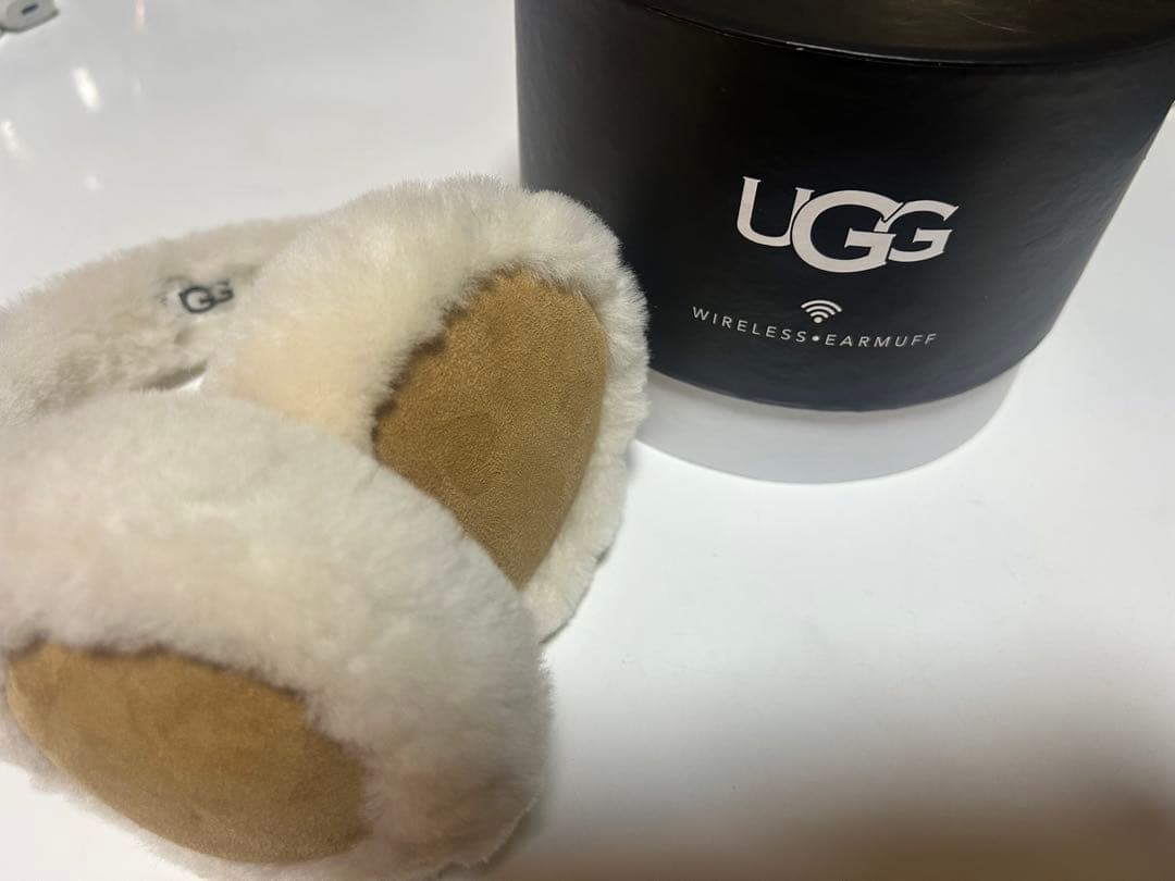 UGG Wireless Earmuff シープスキン