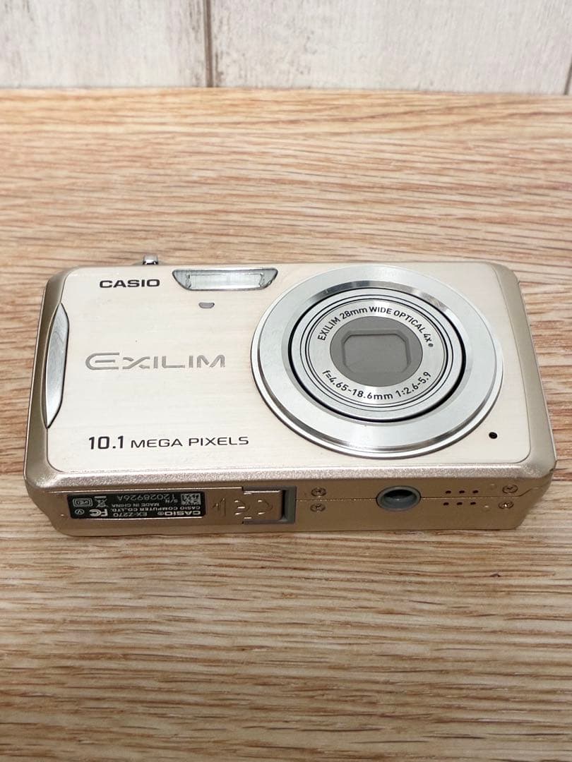 CASIO EXILIM EX-Z270 コンデジ
