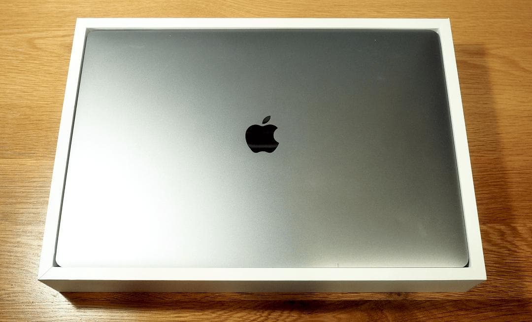 J*i様 MacBook Pro 2019 '16 i9 64GB 2TB (ジ