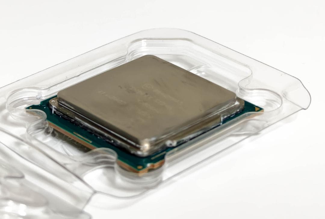 Intel core i7-9700K (LGA1151) 中古品