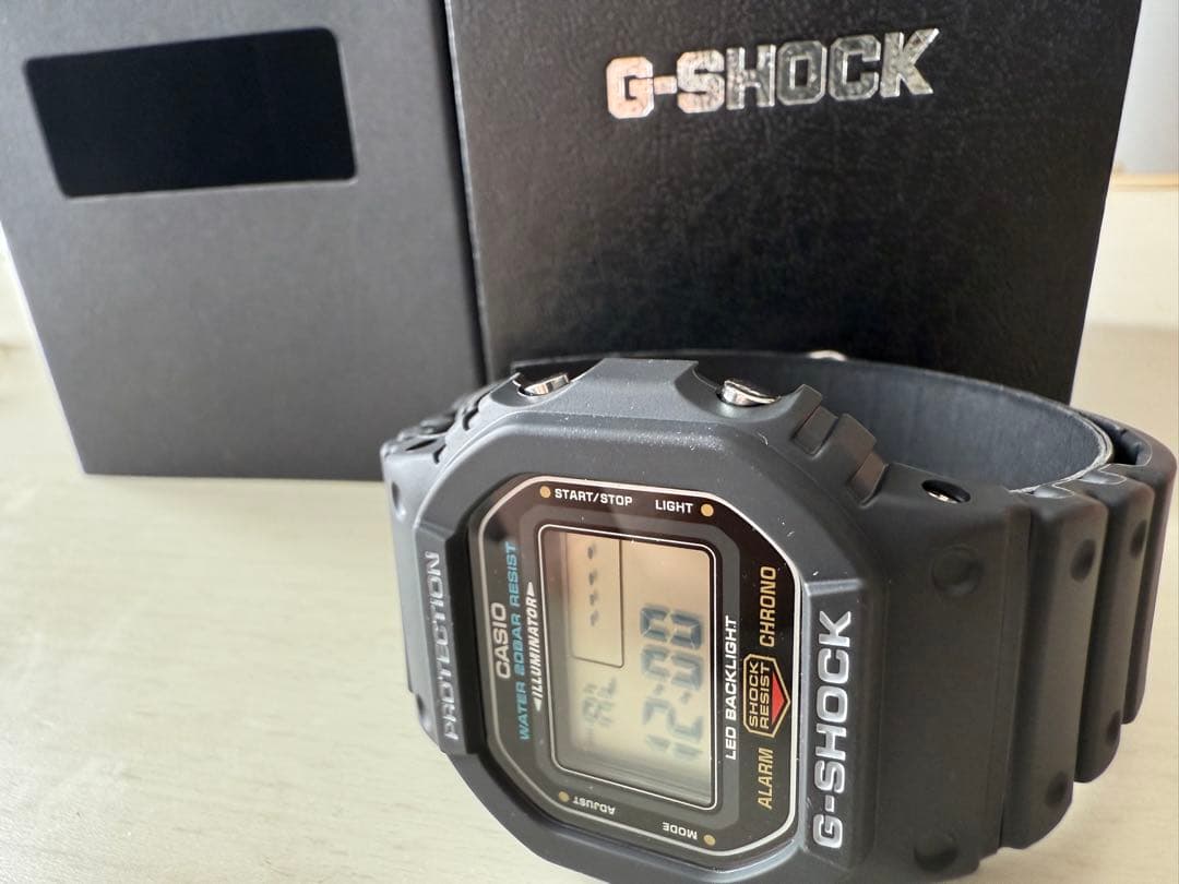 CASIO　G-SHOCK　DW-5600UE-1JF 3525