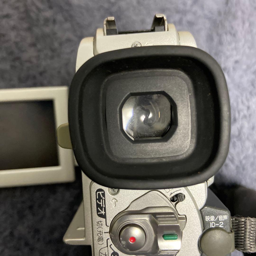 ビデオカメラ Sony Handycam DCR-PC110 miniDV