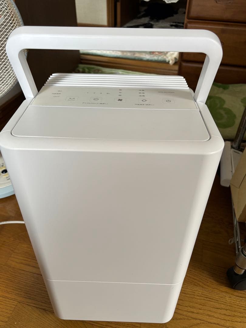 アイリスオーヤマコンパクトクーラーICA-0301G