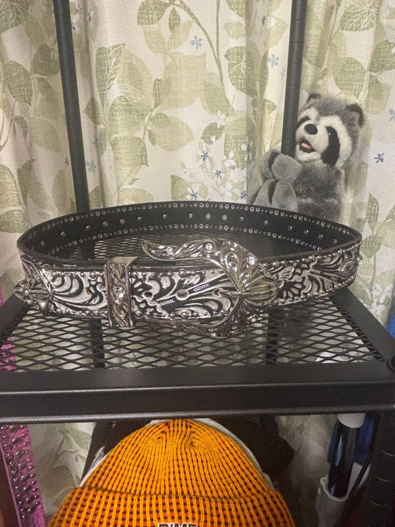 スタッズ　ベルト　y2k archive グランジ　本革　トルネードマート