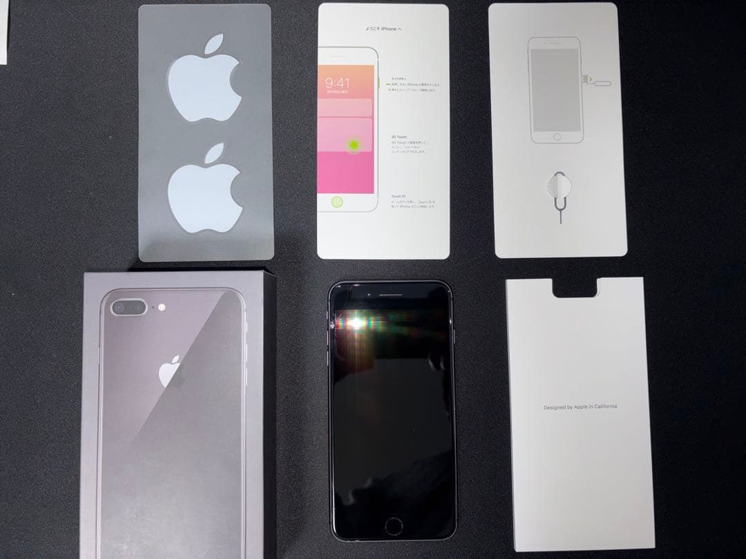 Apple iPhone 8 Plus スペースグレイ　本体