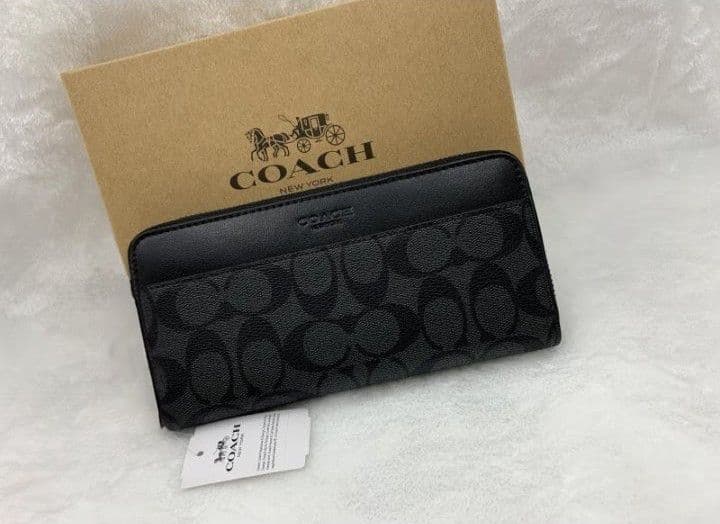 極美品コーチ長財布シグネチャージップブラックメンズレディース新品未使用送料無料