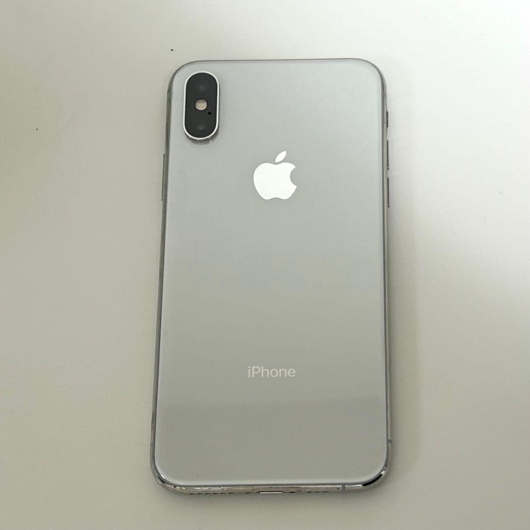 Apple iPhoneXS シルバー 64GB 本体