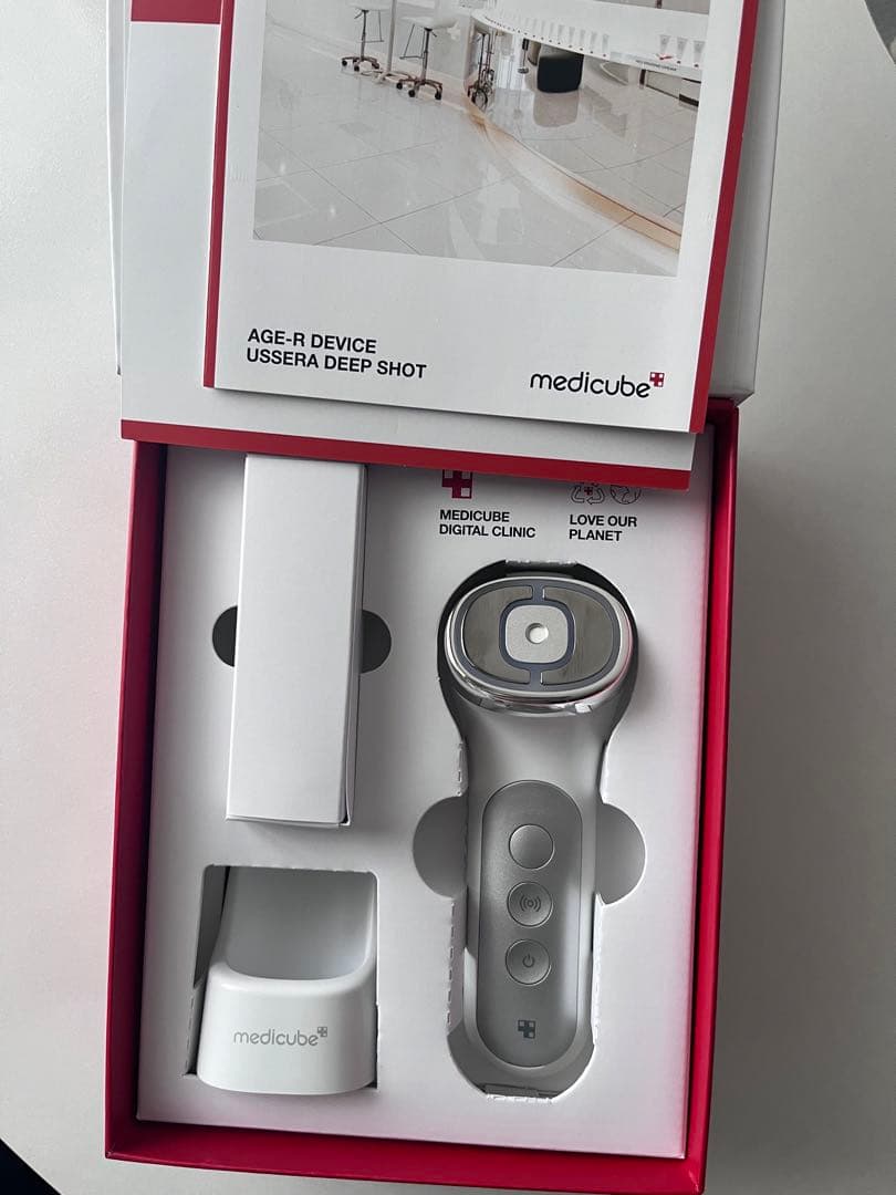 メディキューブ　AGE-R ユーセラディープショット