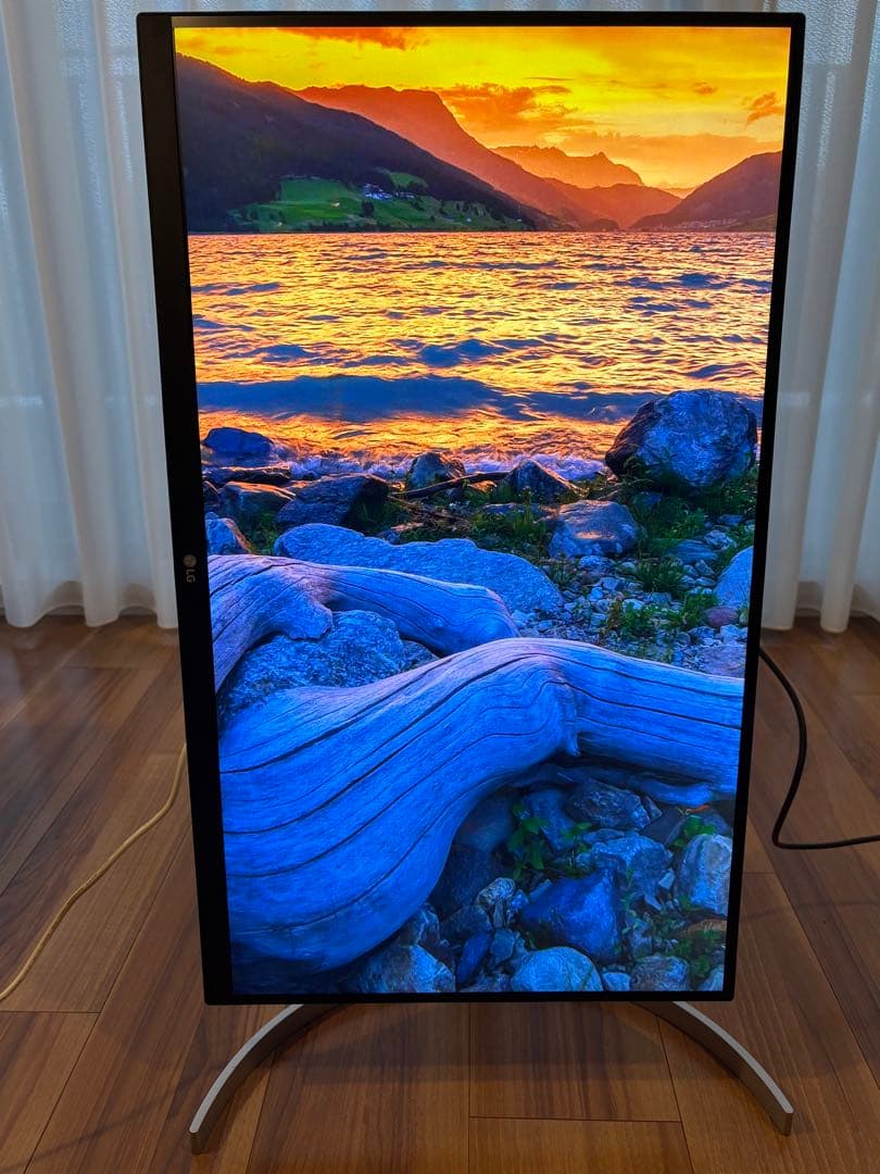 ももた　LG 27UL850-W 4k モニター USB-C PD