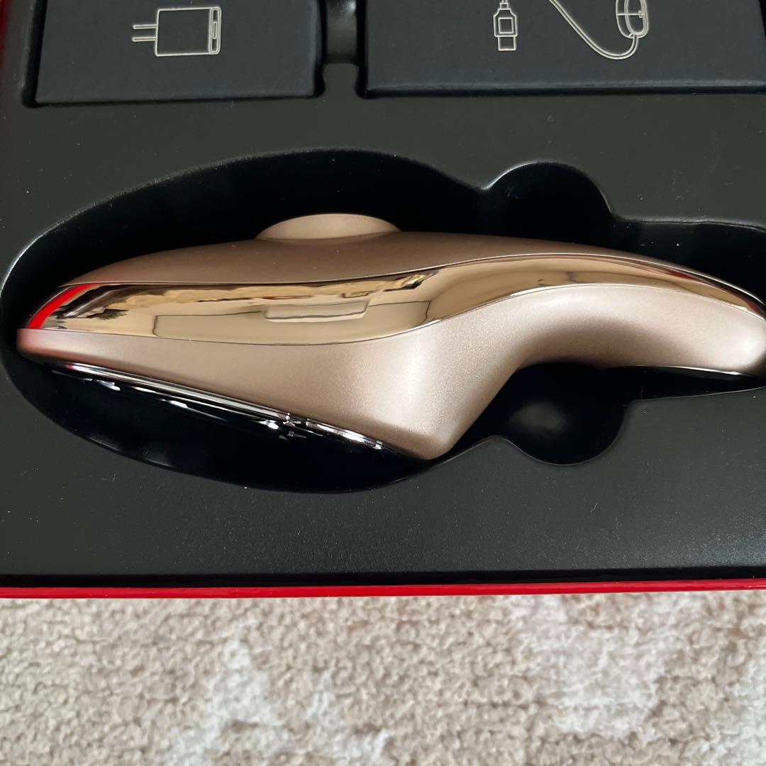 IKKOプロデュース MEラボンエクラ 美顔器