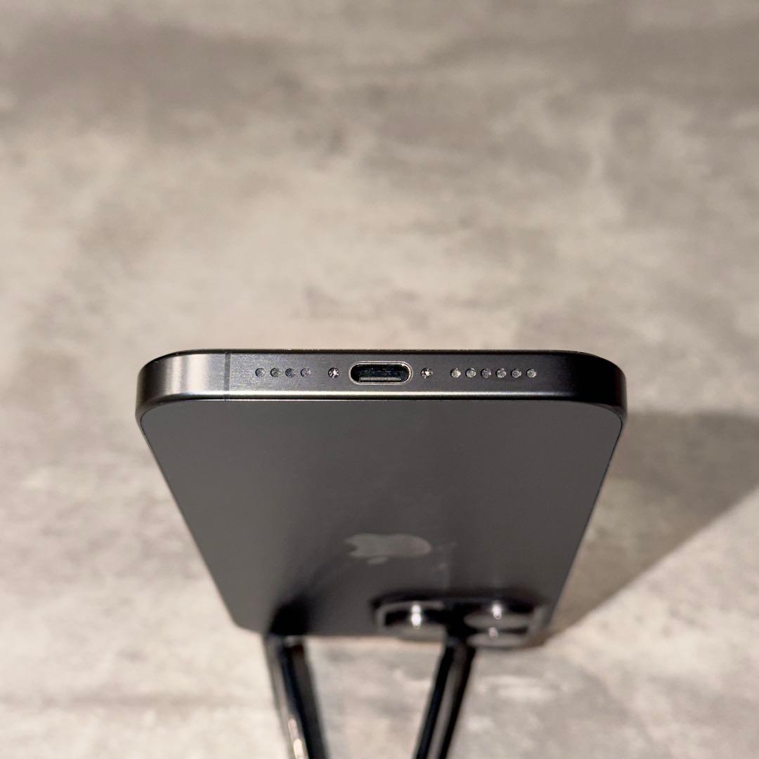 超美品 Apple iPhone 15 Pro Max 512GB 100%