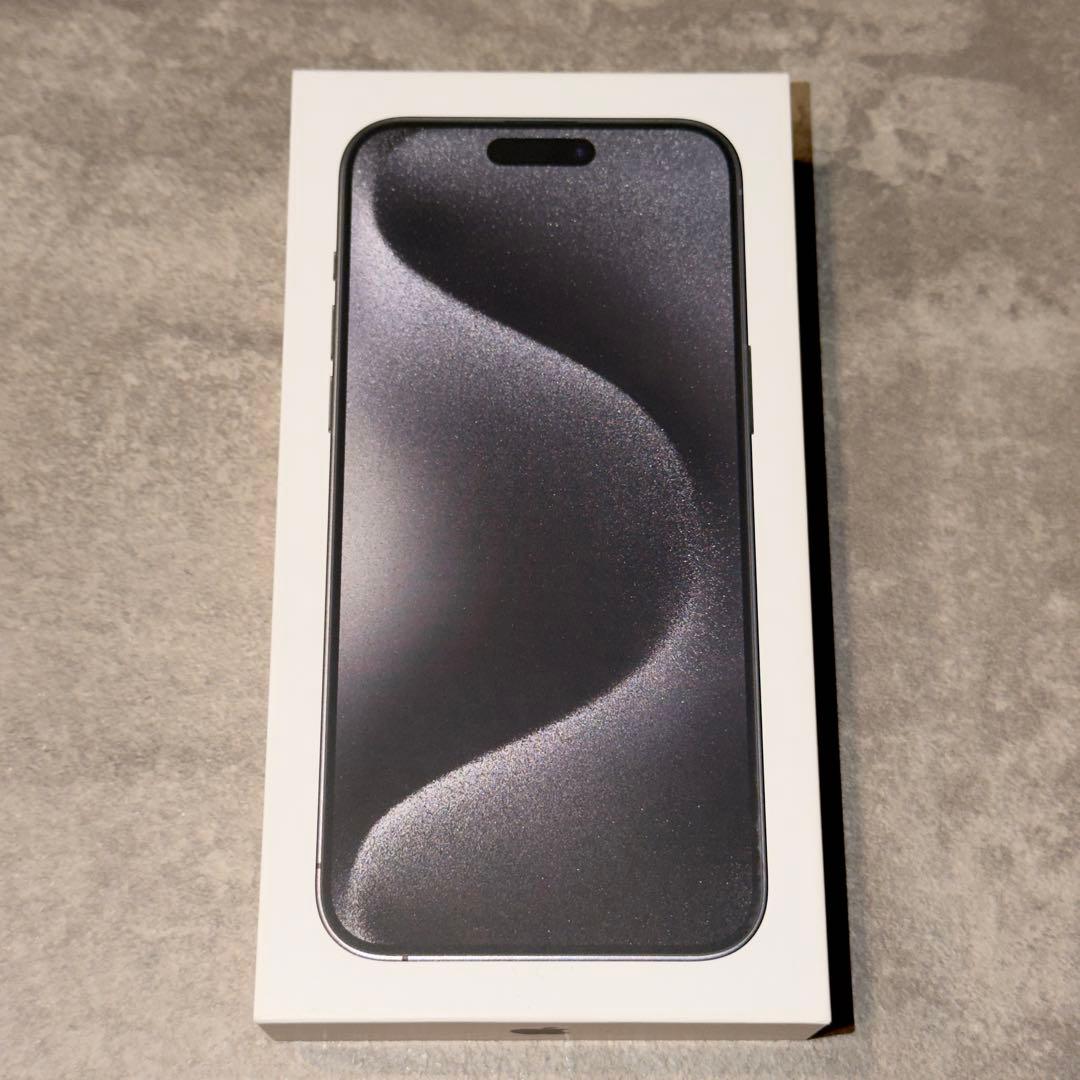 超美品 Apple iPhone 15 Pro Max 512GB 100%